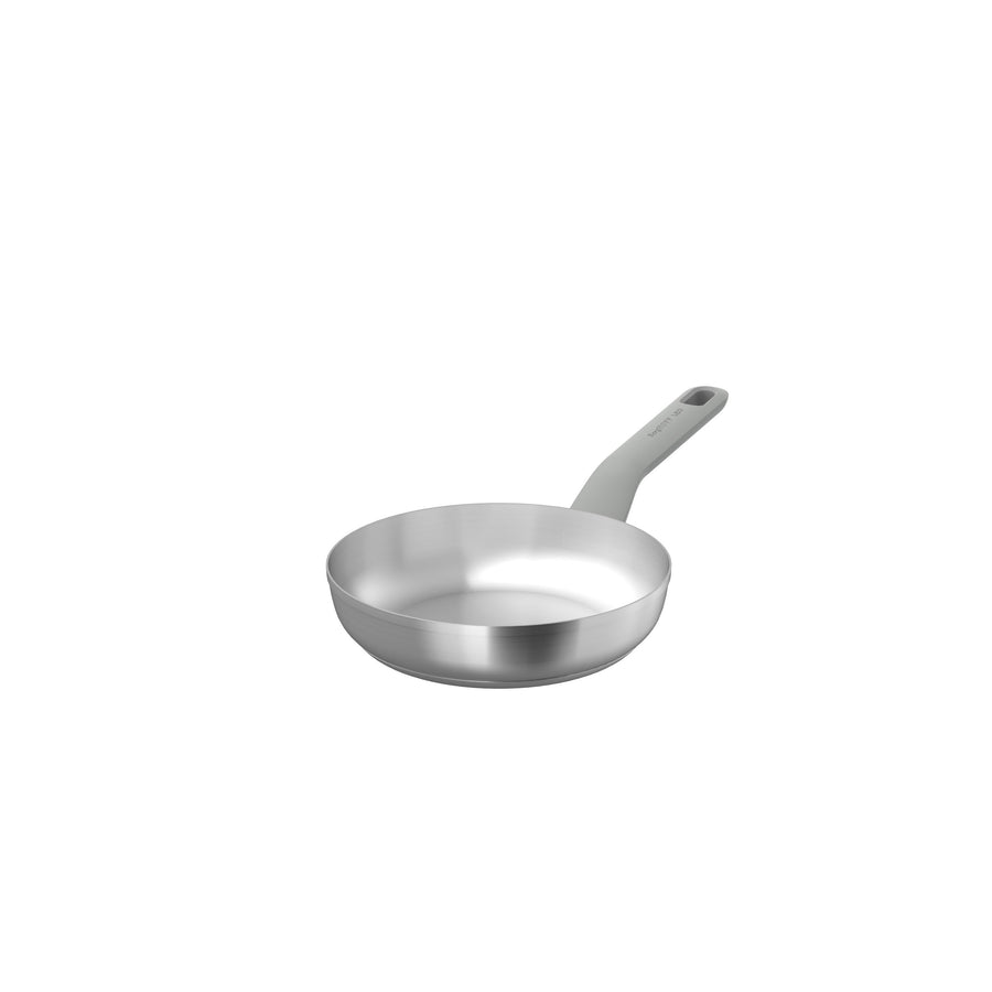 Balance stegepande i rustfrit stål 20 cm, Moonmist
